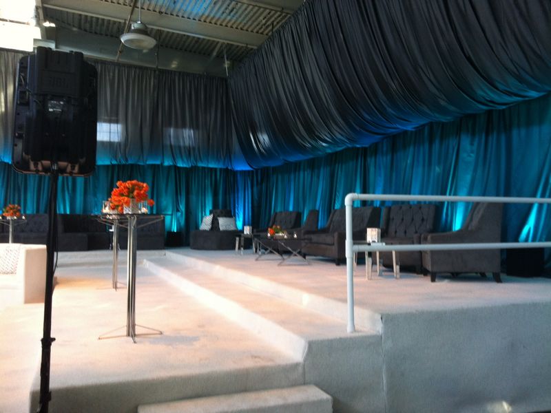 espace banal pour un evenement, pas d ambiance